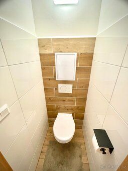 Pronájem světlého bytu 2+1 s balkonem po rekonstrukci, 52 m²