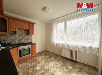 Prodej prostorného bytu 2+1 v osobním vlastnictví na okraji 