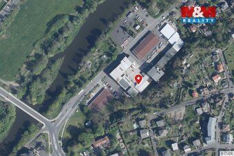 Nabízíme k pronájmu skladový prostor o ploše 89 m², který je