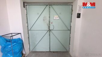 Nabízíme k pronájmu skladovací nebo výrobní prostory v průmy