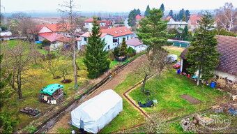 Stavební pozemek o celkové výměře 851 m² v prestižní lokalit
