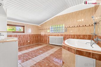 Cena vč. právních služeb a provize RK, Dumrealit.cz Vám zpro