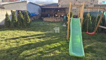 , Prodej bytu 3+1 v osobní vlastnictví Nabízíme k prodeji by