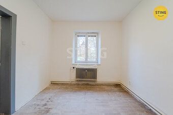 Nabízím vám v zastoupení majitele zajímavý byt 3+1 v cihlové