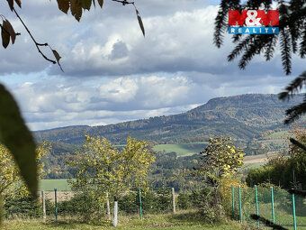 Zahrada 5.800m2 v čisté přírodě. Příležitost pro osazení uby
