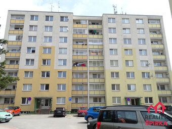 Nabízím k dlouhodobému pronájmu pěknou bytovou jednotku v os