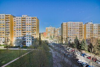 Nabízím k pronájmu byt o dispozici 2+kk a velikosti 45m2, kt