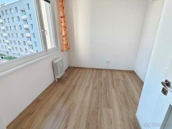 Nabízíme k pronájmu byt s lodžií o dispozici 2+1, celková po