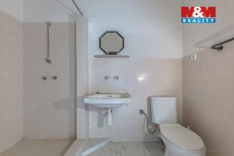 Na prodej bývalý motorest s ubytováním v obci Plavy, v krásn