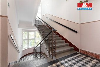 Luxusní výměra v osobním vlastnictví, parkovací stání ve dvo