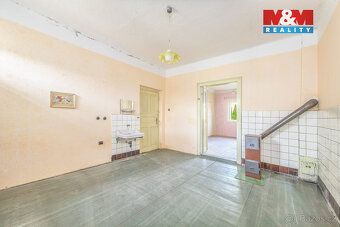 Nabízíme k prodeji stavební pozemek v žádané části Pardubic,