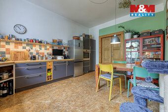 Nabízíme k prodeji světlý byt 2+1 o ploše 70 m². Byt se nach