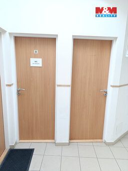 Nabízíme pronájem obchodního prostoru, případně kanceláře k 