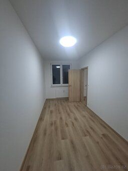 Dovolujeme si Vám nabídnout k pronájmu byt 2+1 v Třinci na u