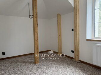 Ev.č. 01201 Ve výhradním zastoupení majitele nabízíme k dlou