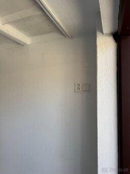Nabízím k pronájmu garáž o velikosti 17,4 m² v centru Strako