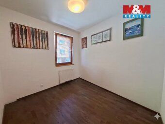 Nabízíme k pronájmu prostorný byt 5+kk o celkové ploše 150 m