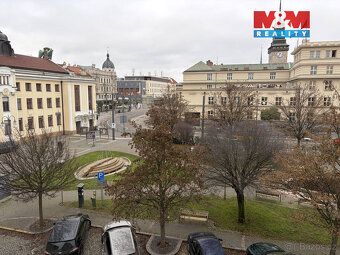 Nabízíme k pronájmu prostorný zděný byt 3+1 o užitné ploše 1