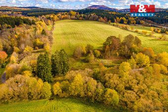 Nabízíme k prodeji atraktivní pozemek o výměře 1487m², situo