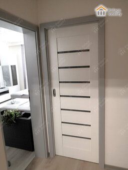 Nabízíme Vám k dlouhodobému pronájmu stylově zrekonstruovaný