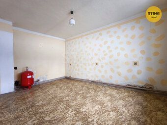 Nabízíme k prodeji samostatně stojící rodinný dům v obci Hoř