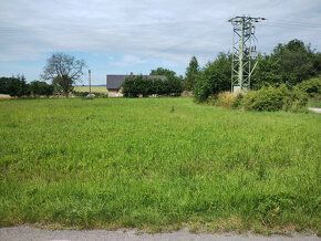 Prodej pozemku s výměrou 2 901 m2 v obci Střeziměřice, nedal