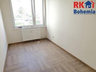 Nabízíme k pronájmu prostorný byt 3+1 s prostornou lodžií, v