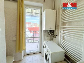 Pronájem bytu o dispozici 2+kk s balkonem v Pardubicích - ce