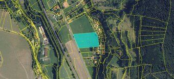 Jedná se o pozemek s výměrou 10 555 m², který je dle katastr