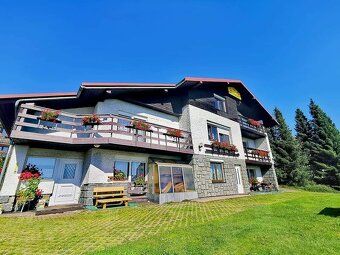 možnost dlouhodobého pronájmu apartmánu pro 8-9 osob cca 100