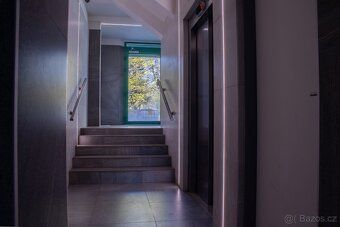 Nabízíme k prodeji pěkný, světlý byt o dispozici 2+kk a výmě