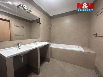 Krásný byt 2+kk s lodžií o ploše 51 m², se nachází ve 3.patř