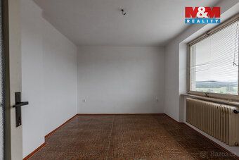 Nabízíme k prodeji světlý byt 2+1 o celkové výměře 65 m² (vč