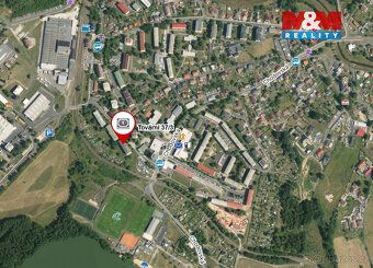 Nabízíme k pronájmu světlý byt 2+1 o užitné ploše 60 m² ve z