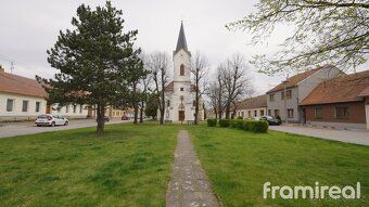 Ev.č. 02089 Stavební pozemek Přísnotice – 466 m², klidná lok