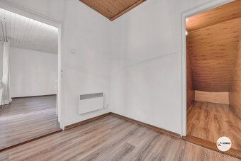 Nabízíme k pronájmu světlý byt o dispozici 3+kk a výměře 65 