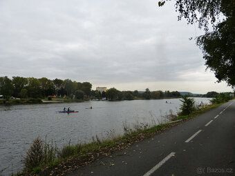 Nabízíme k pronájmu kancelář nacházející se ve 2. nadzemním 