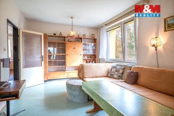 Nabízíme k prodeji velmi pěkný a prostorný byt 3+1, o užitné