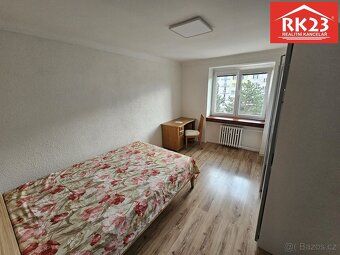 Ev.č. 02086 Nabízíme k pronájmu světlý byt o dispozici 2+1 s