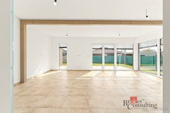 Prodej novostavby, bytu 5+kk, 160m² plochy s garáží, z roku 