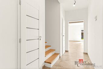 Prodej novostavby, bytu 5+kk, 160m² plochy s garáží, z roku 