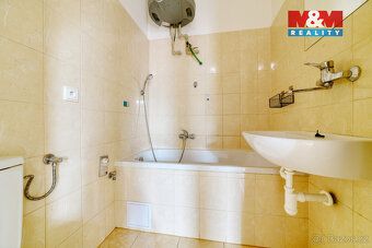 Nabízíme k pronájmu slunný a příjemně prostorný byt 2+1 o ve