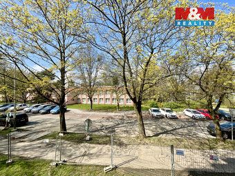 Nabízíme k prodeji prostorný byt 4+1 s balkónem v jedné z ne