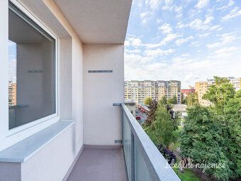 Nabízíme k dlouhodobému podnájmu útulný a světlý byt o dispo