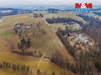 Nabízíme jedinečný pozemek o celkové velikosti 5110 m², situ