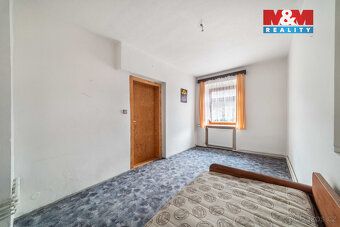 Nabízíme k prodeji rodinný dům o dispozici 3+kk na pozemku o