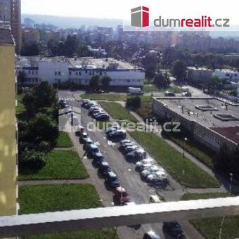 +popl. 3000, + en. 700,-, Dumrealit.cz Vám zprostředkuje pro