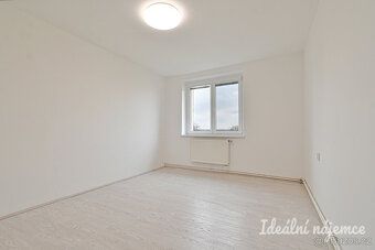 K dlouhodobému podnájmu nabízíme krásný, prosluněný byt o di
