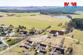 Nabízíme k prodeji pozemek o ploše 1059 m2, který se nachází