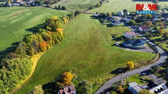 Nabízíme k prodeji stavební pozemek o výměře 1 155 m² v klid